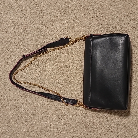 Stuart Weitzman navy handbag - Picture 5 of 5